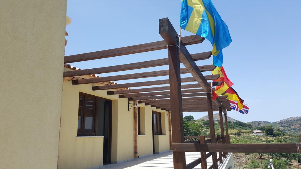 Agriturismo Gessi Calatafimi Eksteriør billede